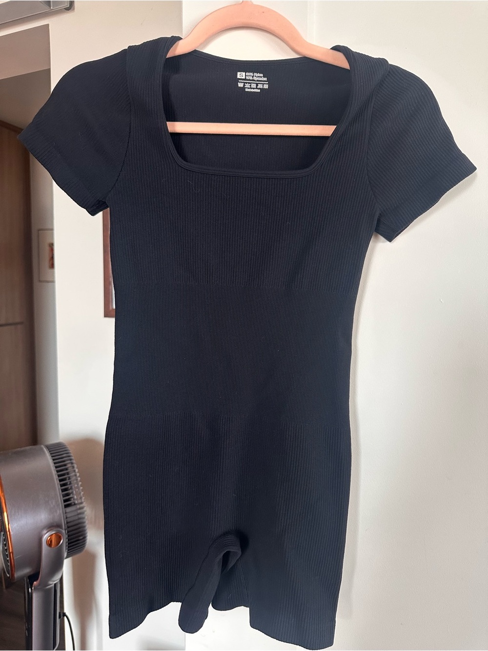 Black Ribbed Square Neck Bodysuit Romper Size S – New Without Tags 🖤